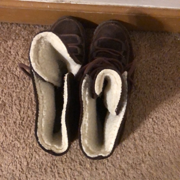 Timberland Pure Suede Boots - Picture 7 of 9